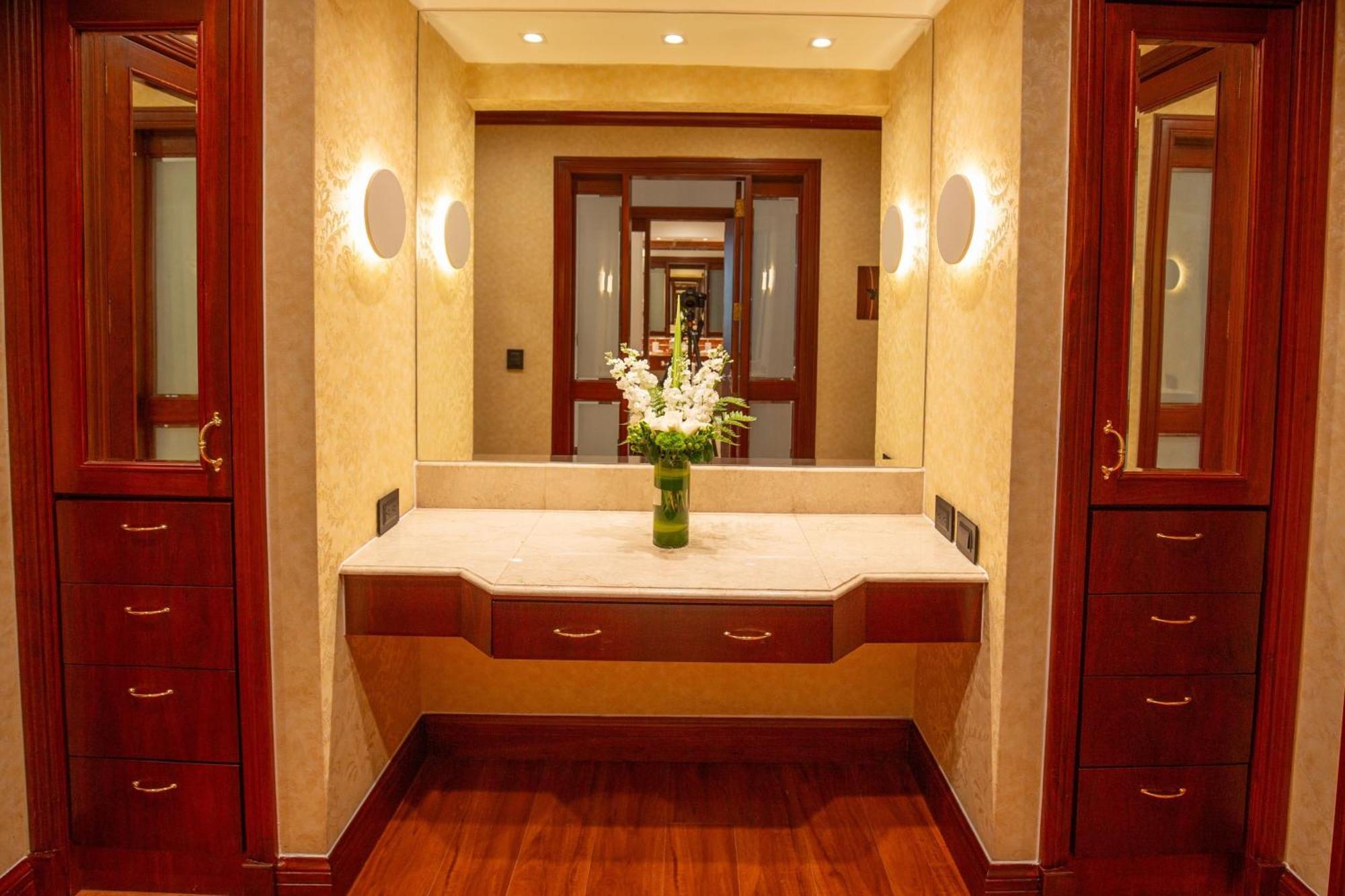 Jw Marriott Quito Hotel Екстериор снимка
