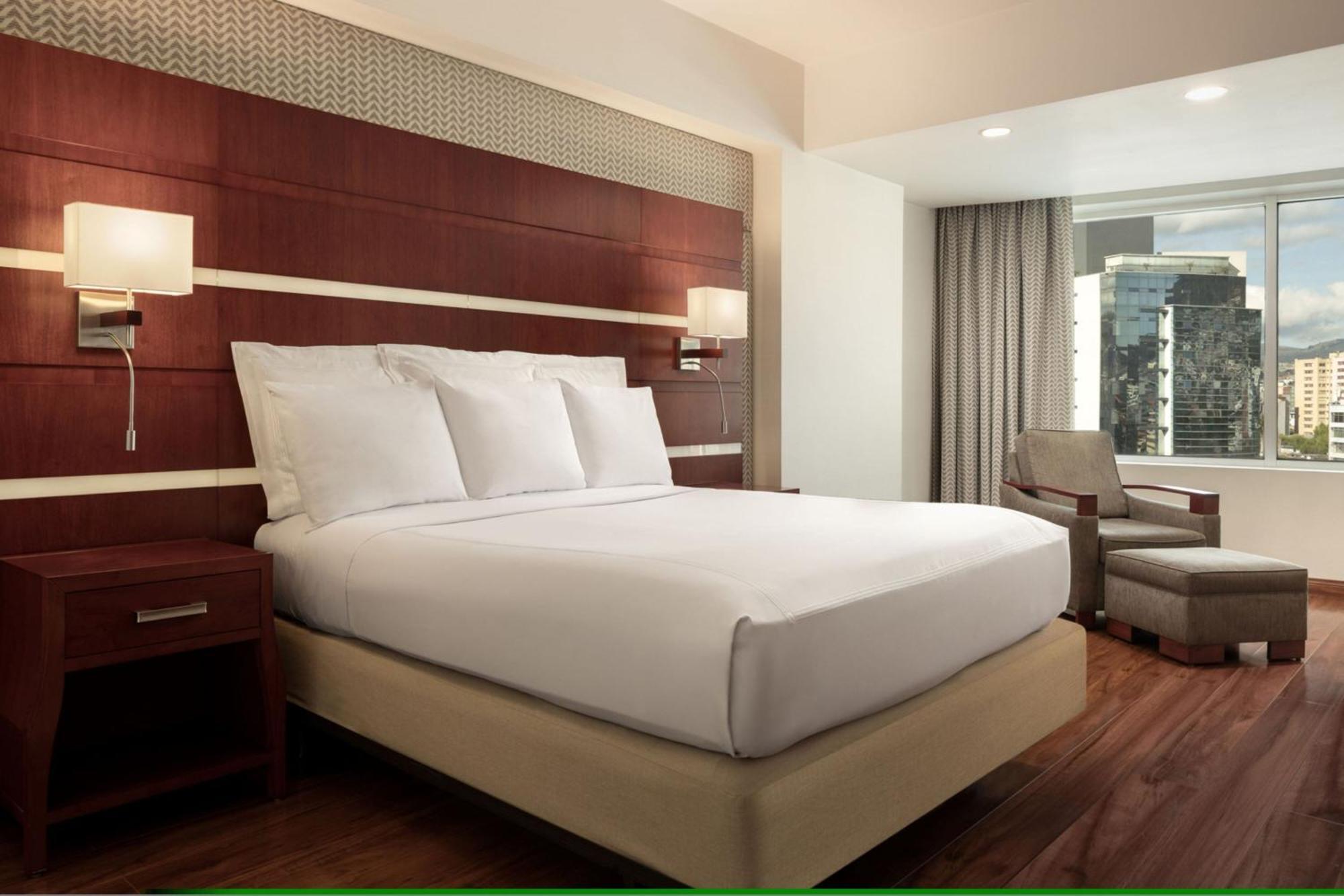 Jw Marriott Quito Hotel Екстериор снимка